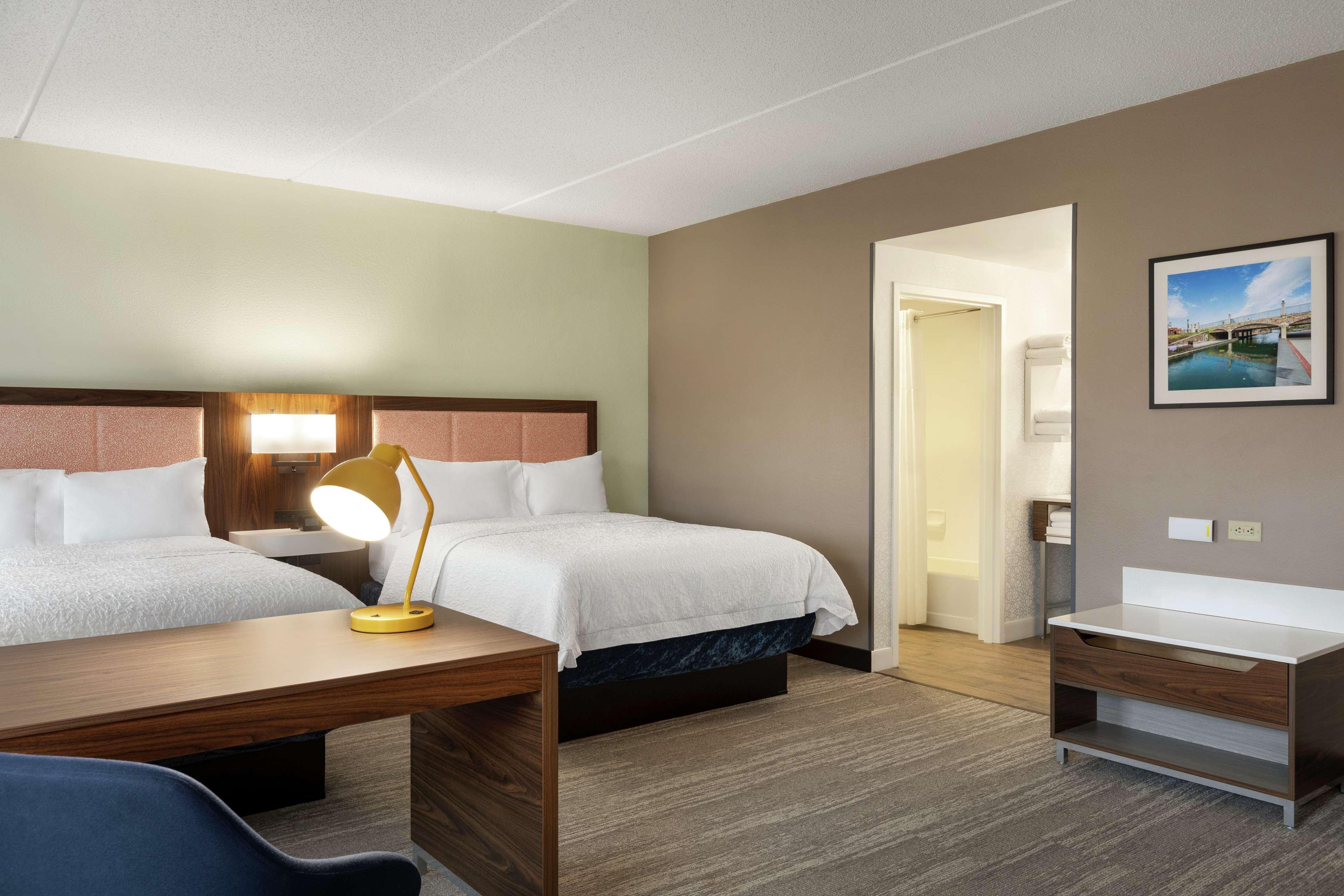 Hampton Inn & Suites Frederick/Fort Detrick מראה חיצוני תמונה