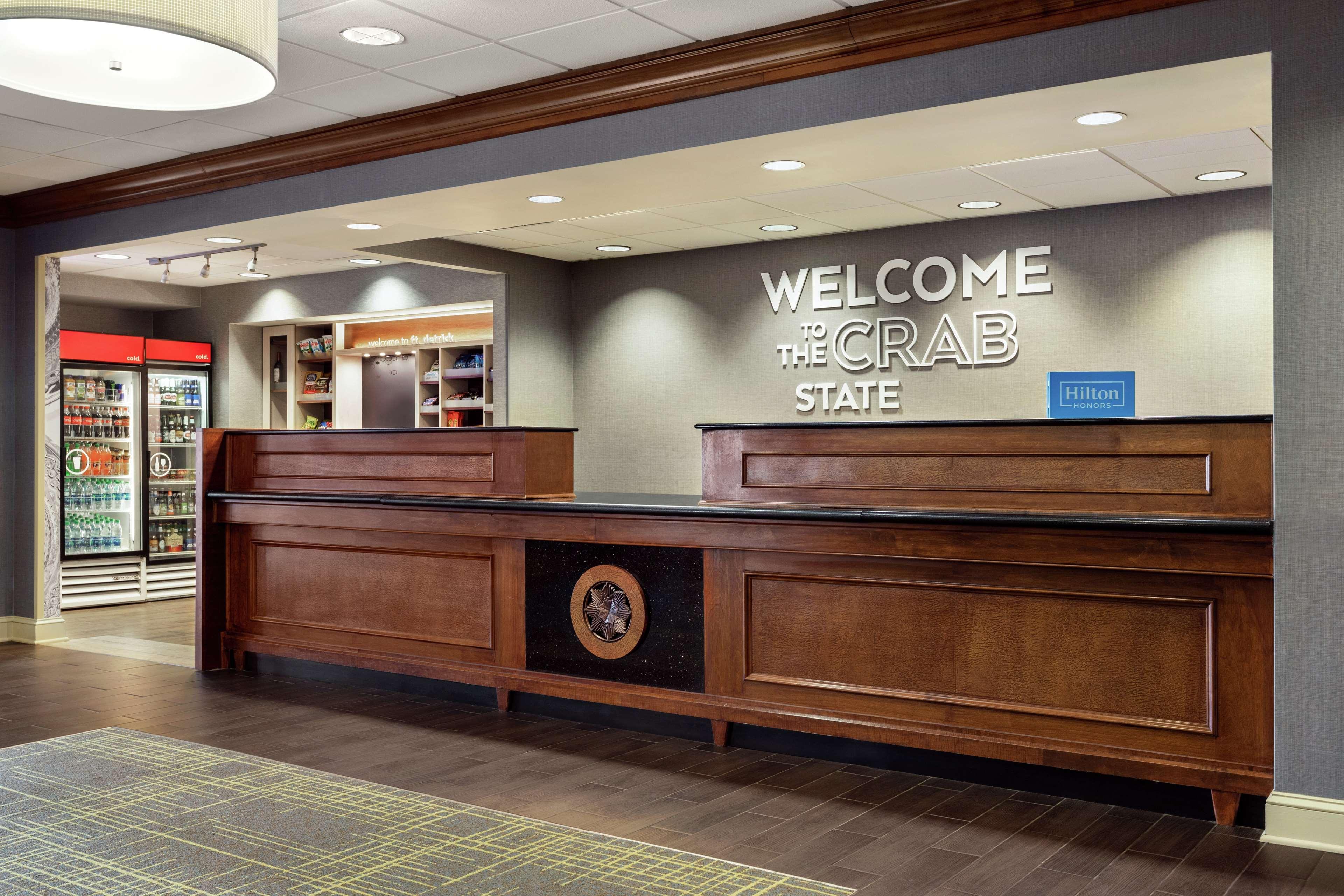 Hampton Inn & Suites Frederick/Fort Detrick מראה חיצוני תמונה