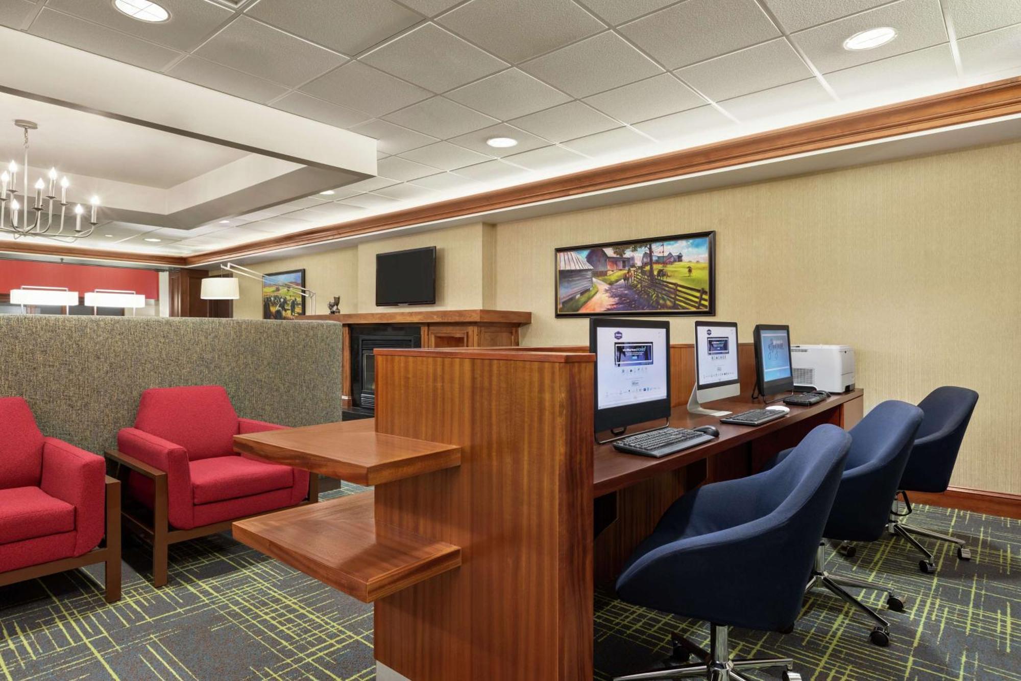 Hampton Inn & Suites Frederick/Fort Detrick מראה חיצוני תמונה