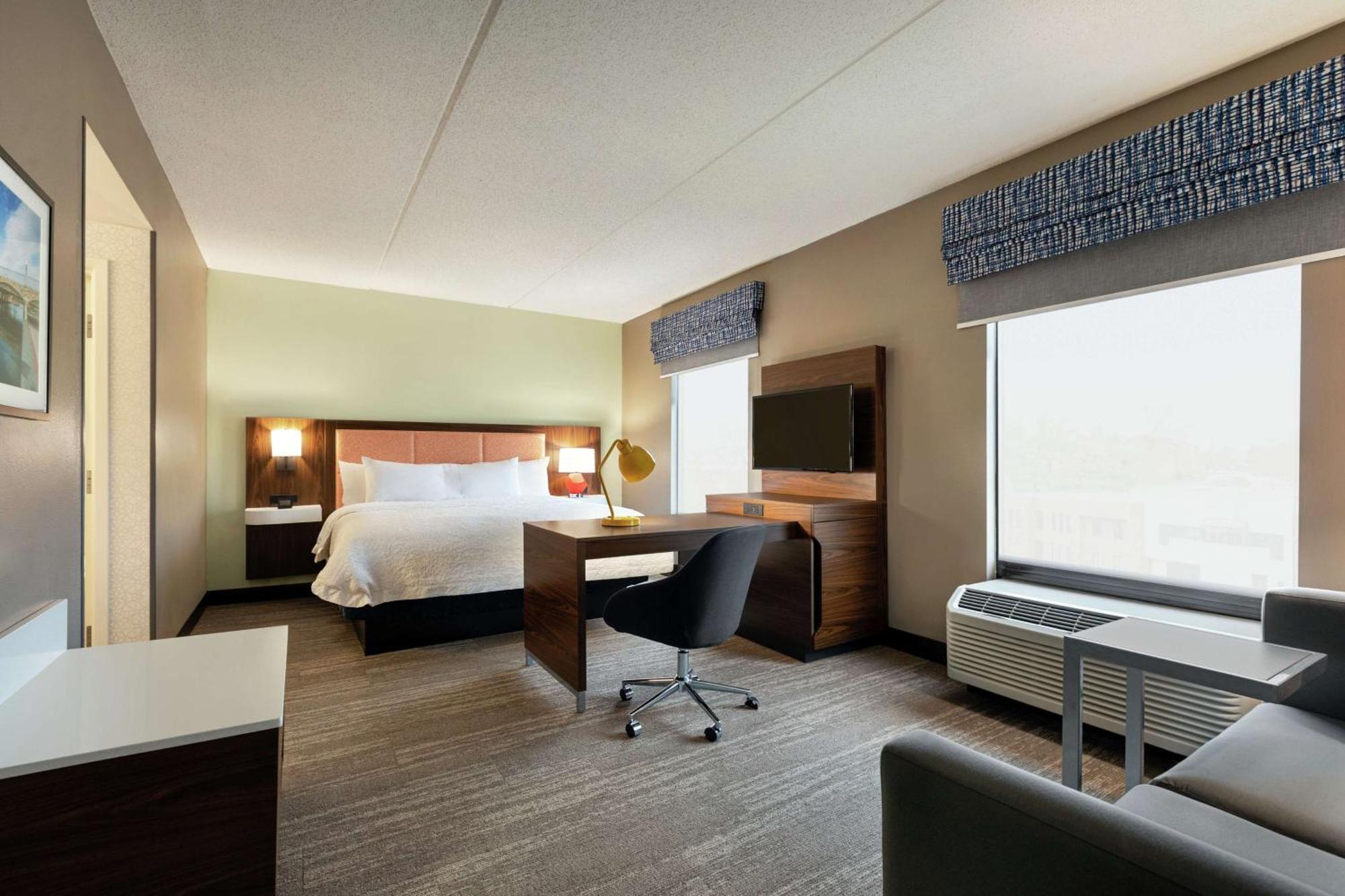 Hampton Inn & Suites Frederick/Fort Detrick מראה חיצוני תמונה