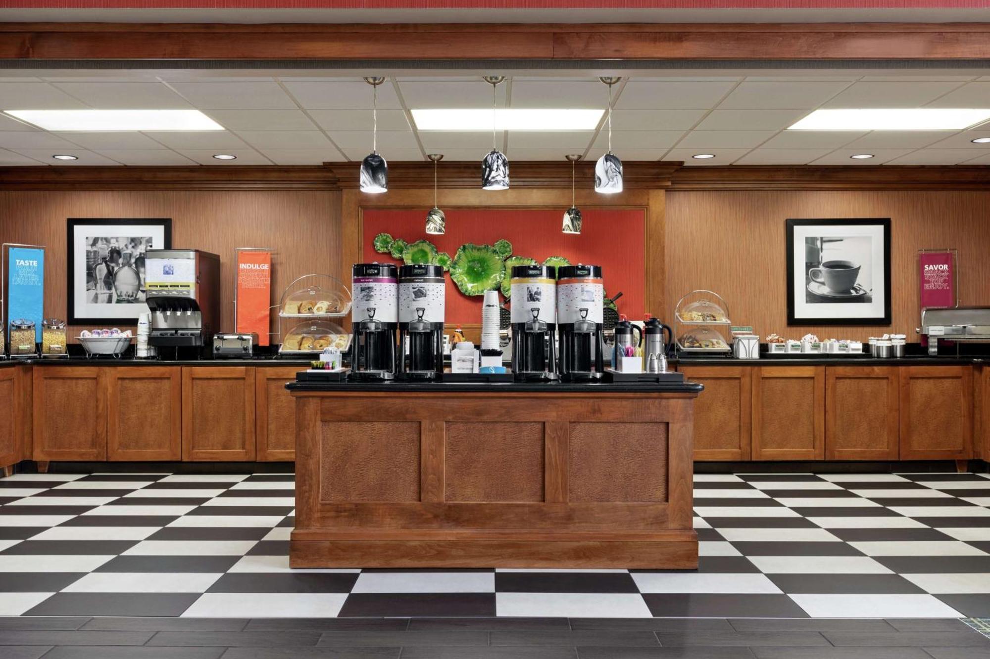 Hampton Inn & Suites Frederick/Fort Detrick מראה חיצוני תמונה