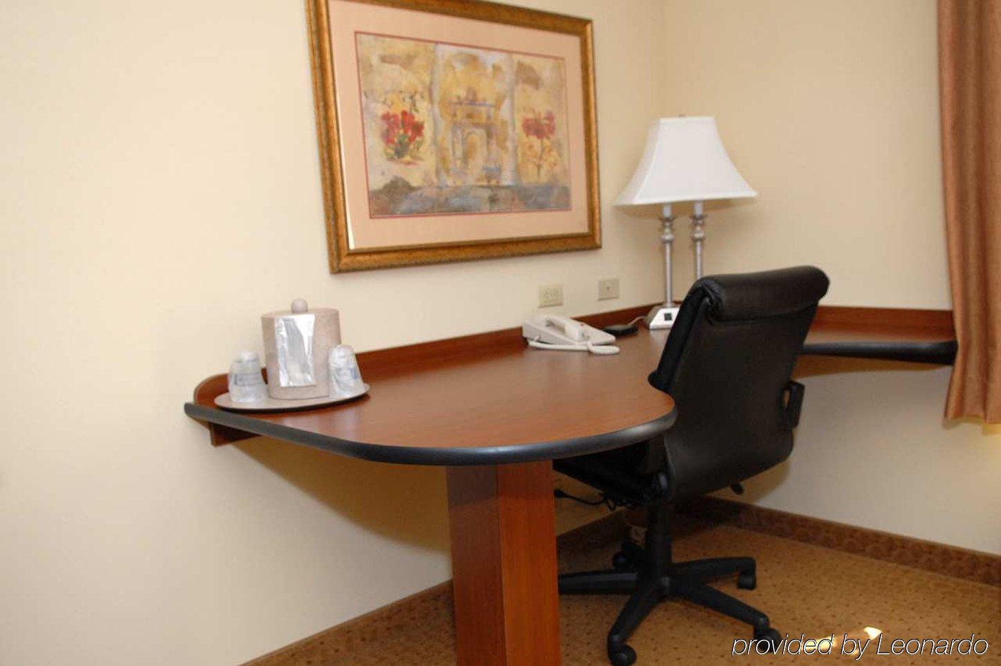 Hampton Inn & Suites Frederick/Fort Detrick חדר תמונה