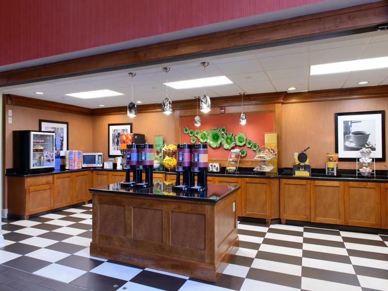 Hampton Inn & Suites Frederick/Fort Detrick מראה חיצוני תמונה