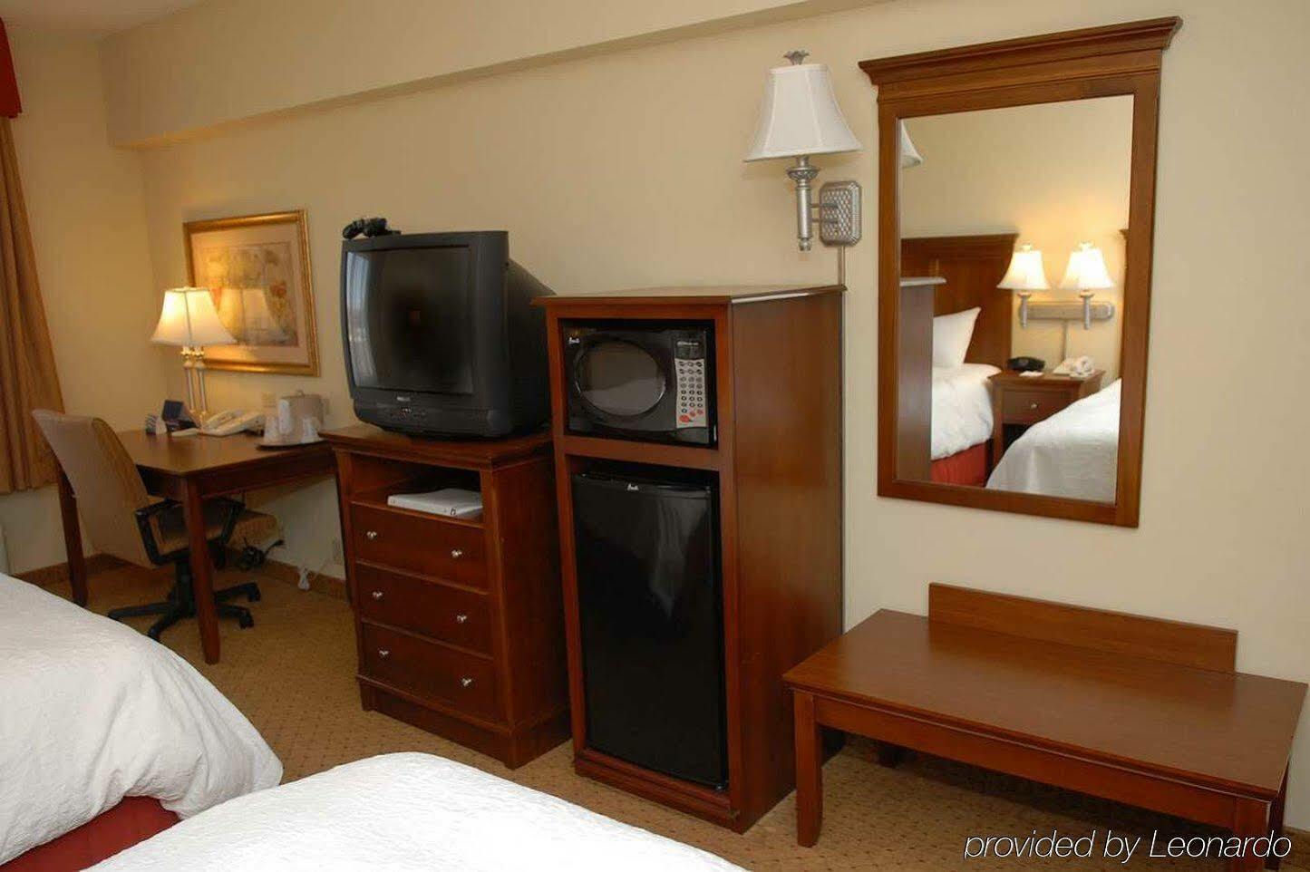 Hampton Inn & Suites Frederick/Fort Detrick מראה חיצוני תמונה